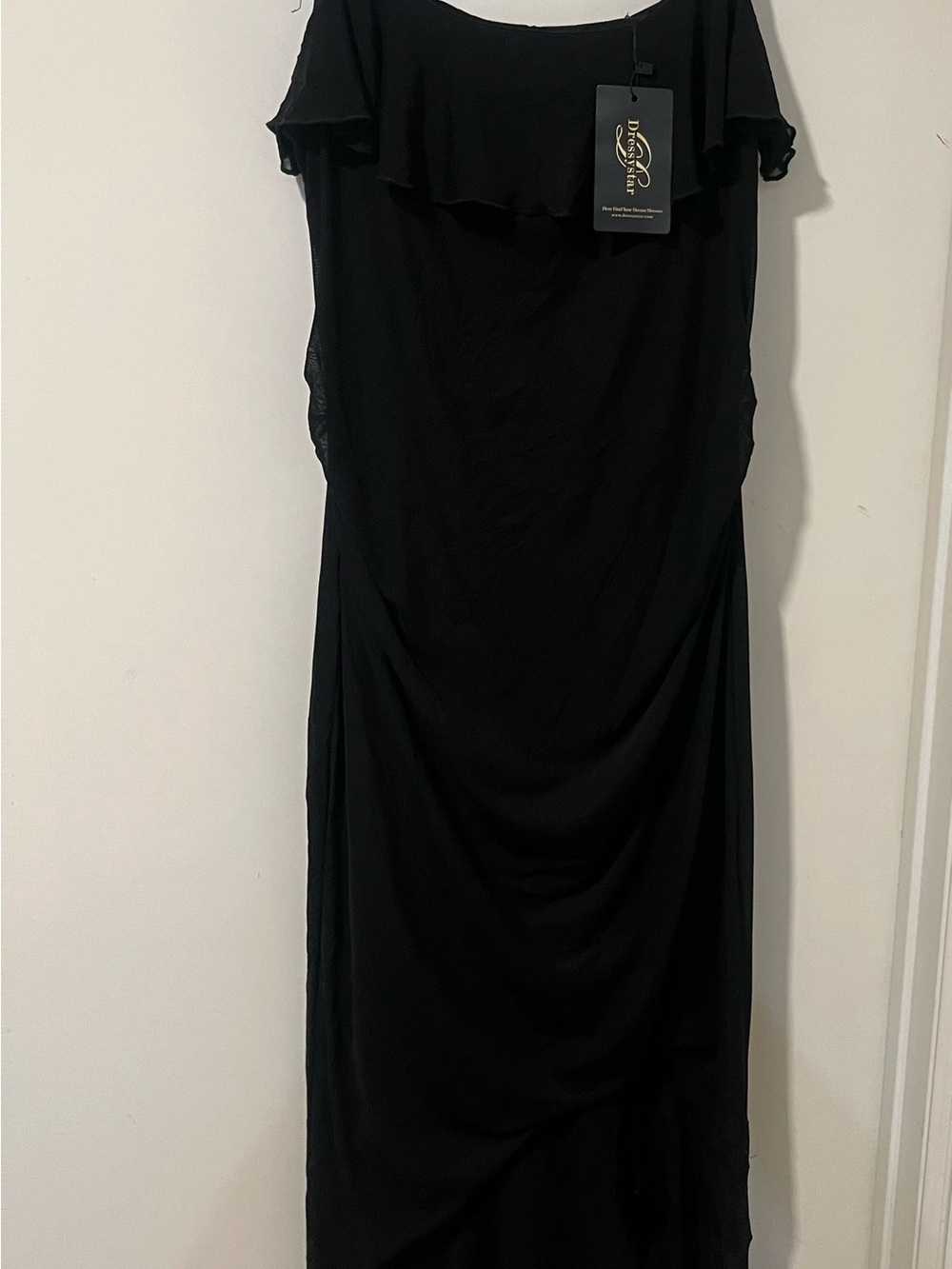 Mesh Ruched Backless Formal
Dress - Picture 6 of 7